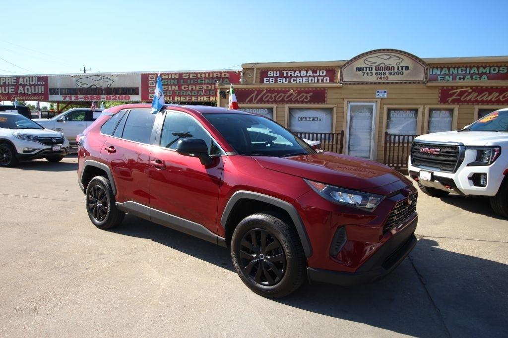 Toyota RAV4 LE 2022