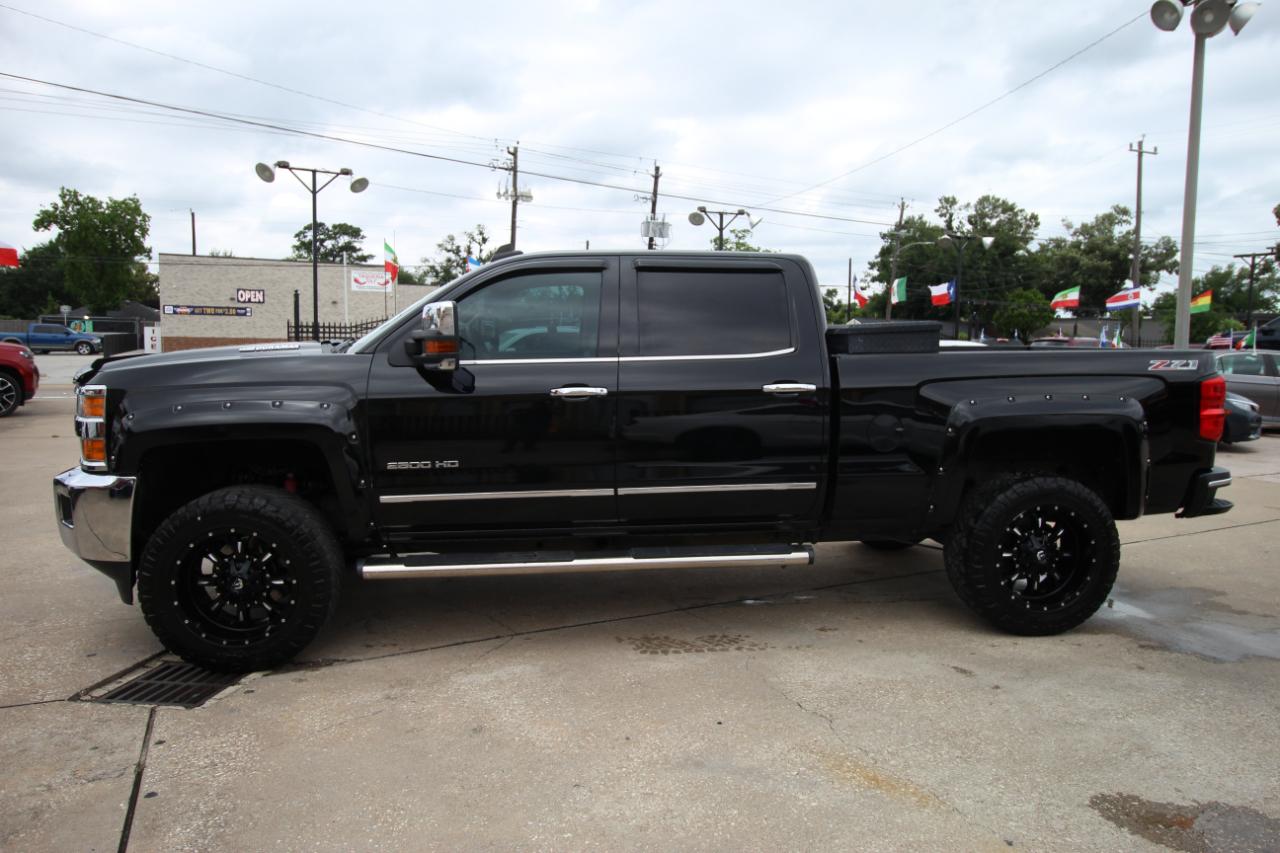 Chevrolet Silverado 2500HD LTZ Crew Cab 4WD 2015