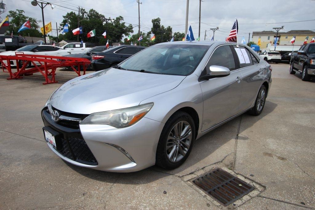 Toyota Camry LE 2016