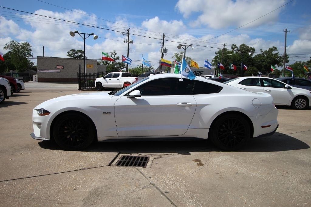 Ford Mustang GT Coupe 2019