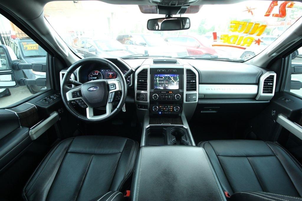 Ford F-250 SD Platinum Crew Cab 4WD 2021