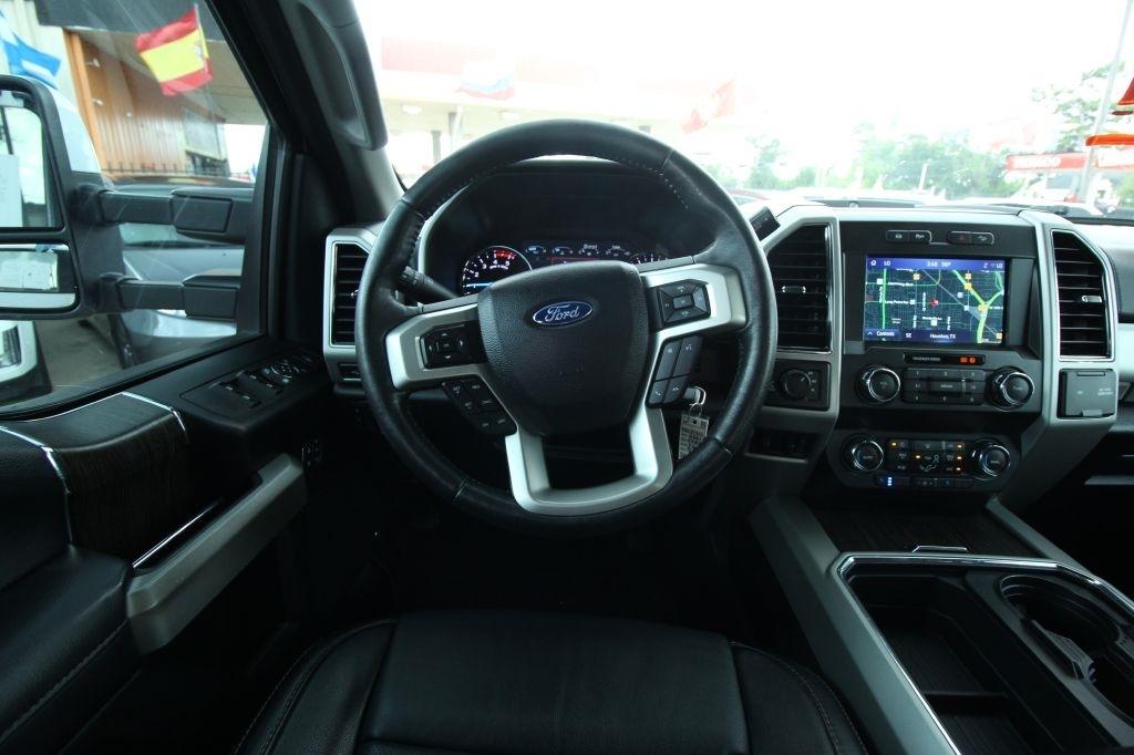 Ford F-250 SD Platinum Crew Cab 4WD 2021