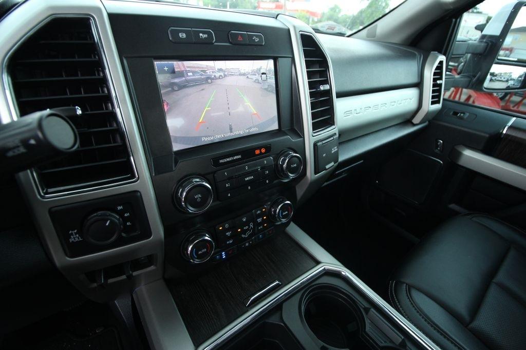 Ford F-250 SD Platinum Crew Cab 4WD 2021