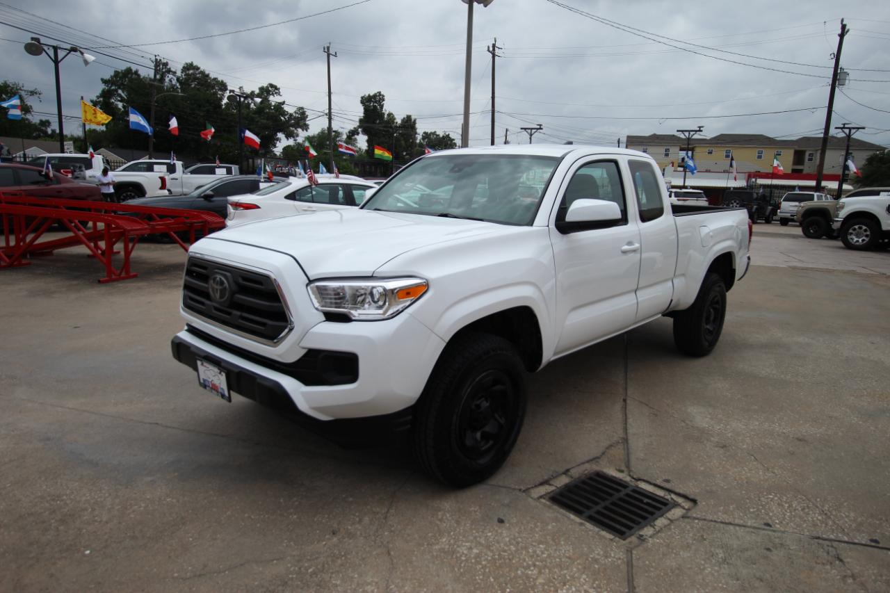 Toyota Tacoma SR5 Access Cab I4 6AT 4WD 2018