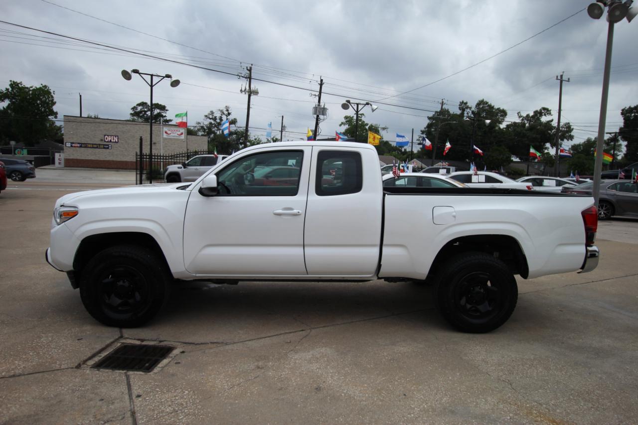 Toyota Tacoma SR5 Access Cab I4 6AT 4WD 2018
