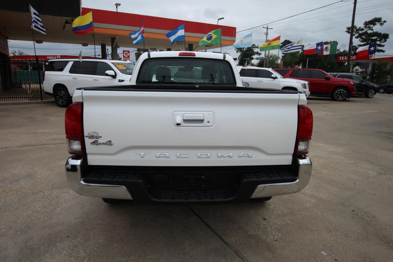 Toyota Tacoma SR5 Access Cab I4 6AT 4WD 2018