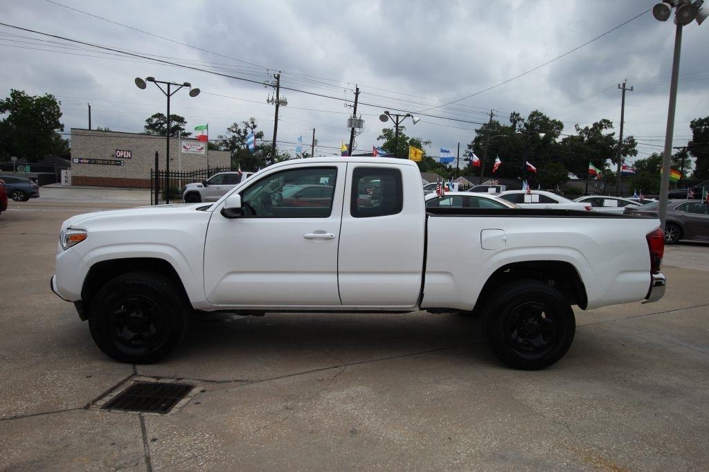 Toyota Tacoma SR5 Access Cab I4 6AT 4WD 2018
