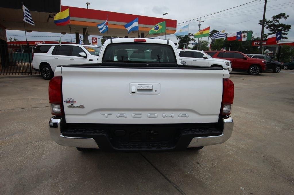 Toyota Tacoma SR5 Access Cab I4 6AT 4WD 2018