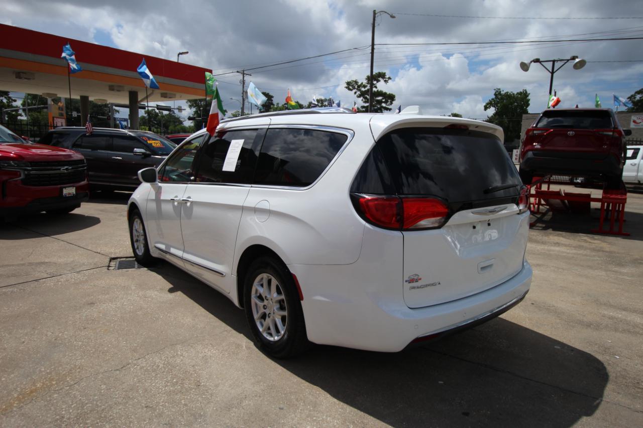 Chrysler Pacifica Touring-L 2020