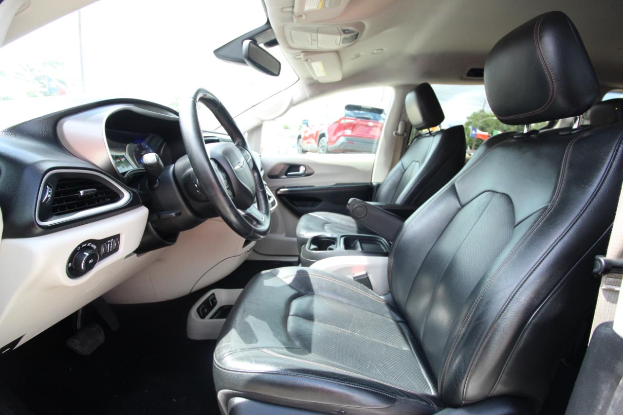 Chrysler Pacifica Touring-L 2020