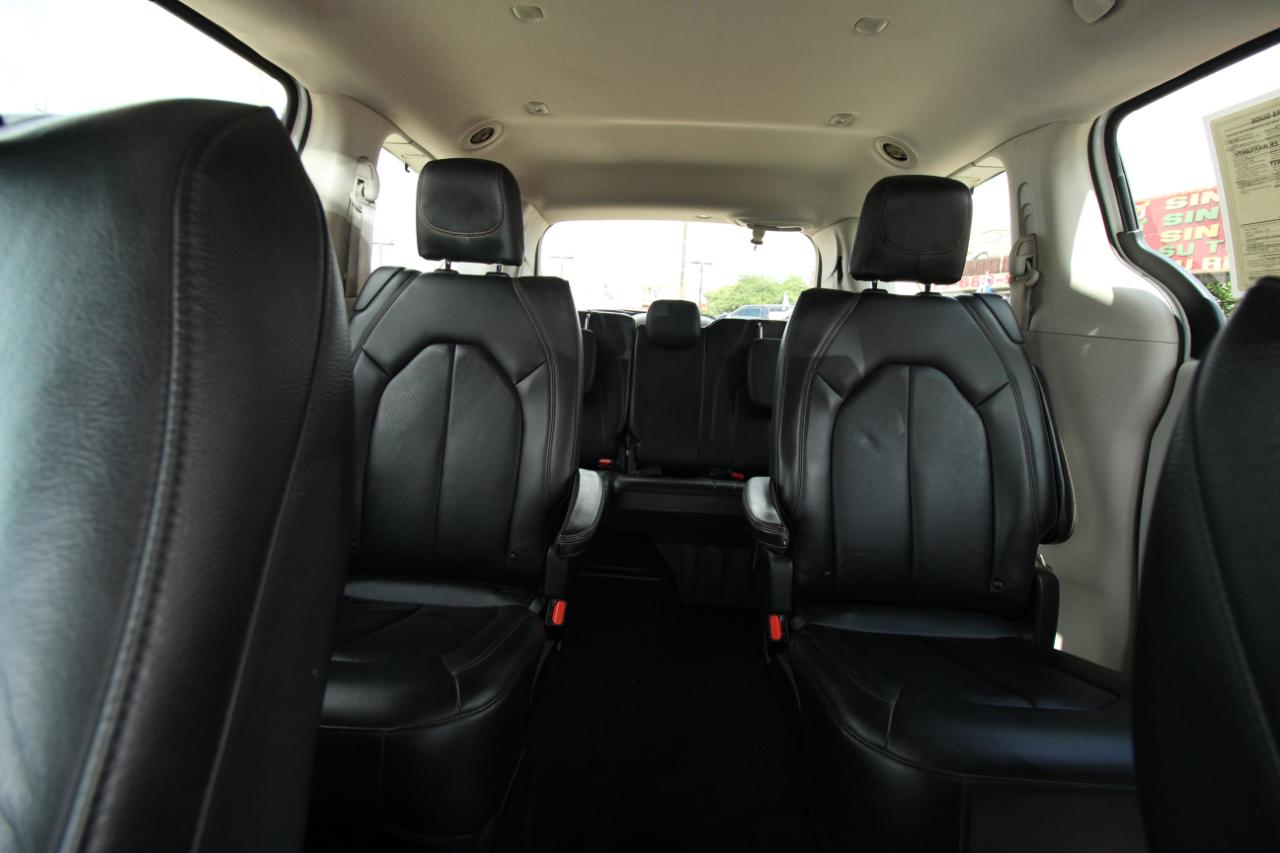 Chrysler Pacifica Touring-L 2020