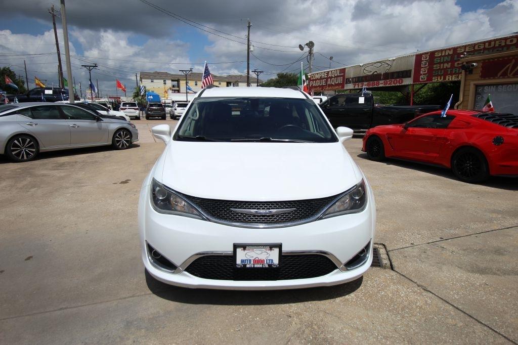 Chrysler Pacifica Touring-L 2020