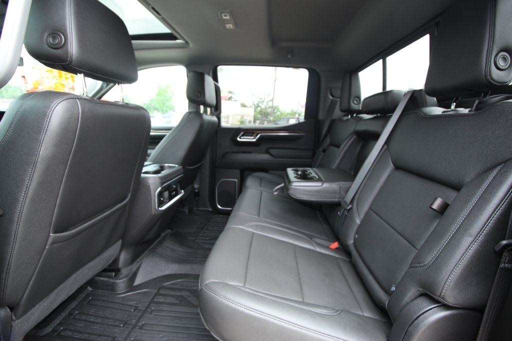GMC Sierra 1500 Elevation Crew Cab 4WD 2022