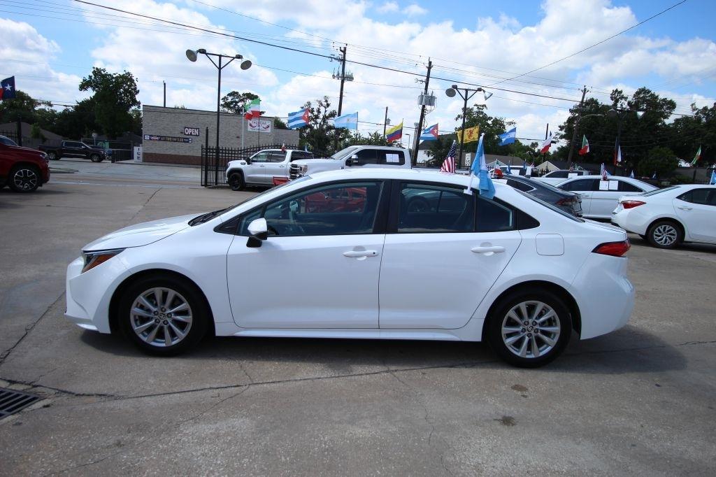 Toyota Corolla LE 2023