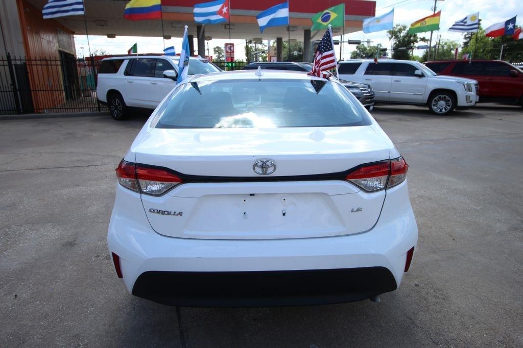 Toyota Corolla LE 2023
