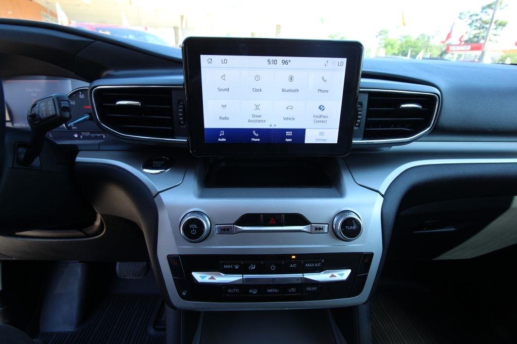 Ford Explorer XLT 2022