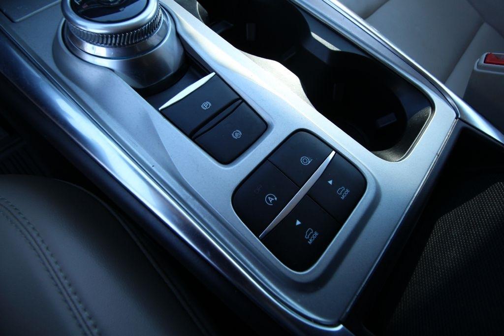 Ford Explorer XLT 2022