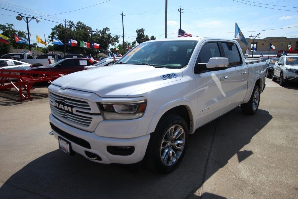 RAM 1500 Laramie Crew Cab SWB 4WD 2021