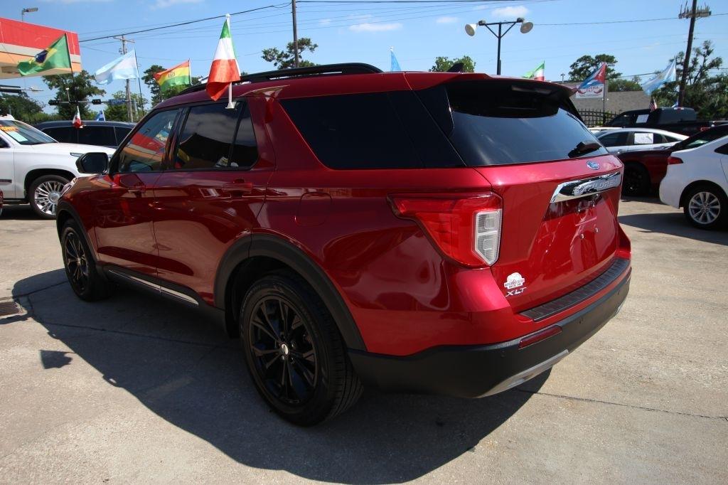 Ford Explorer XLT 2022