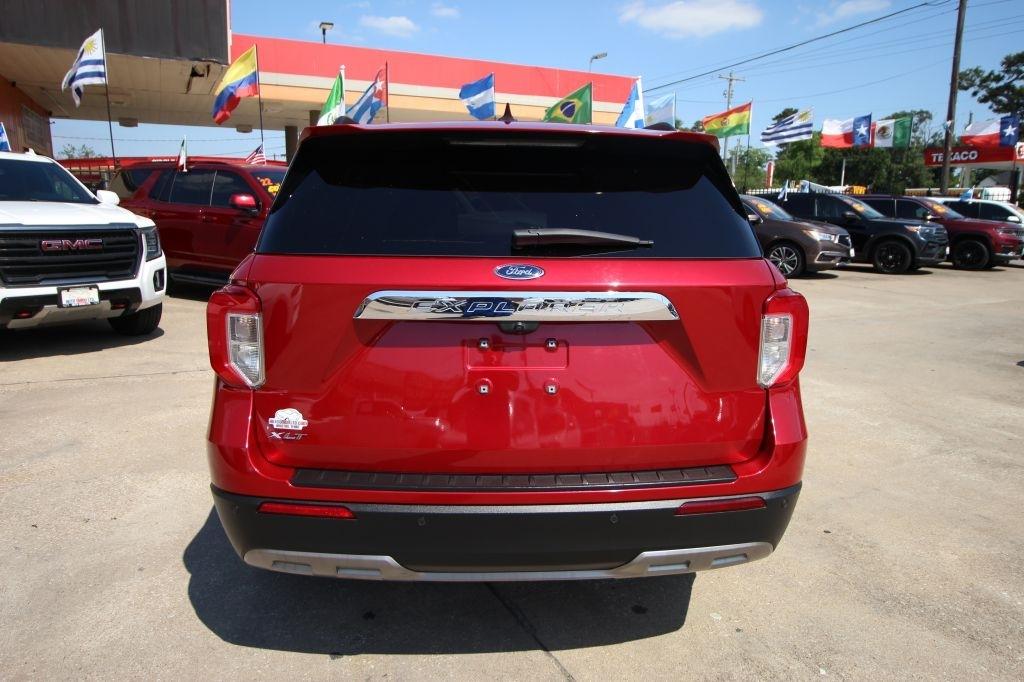 Ford Explorer XLT 2022