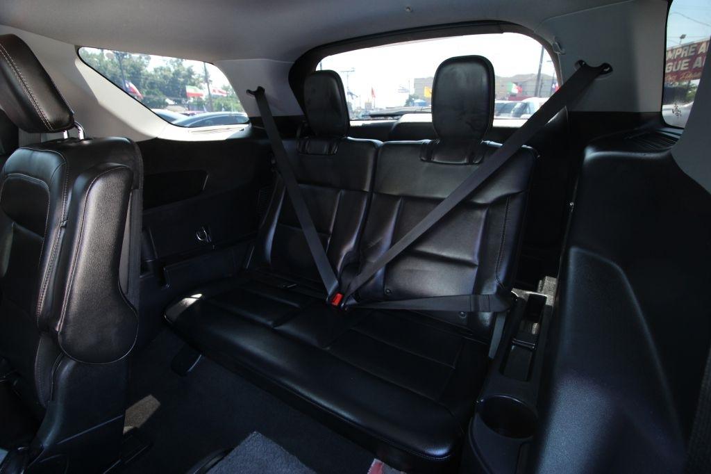 Ford Explorer XLT 2022