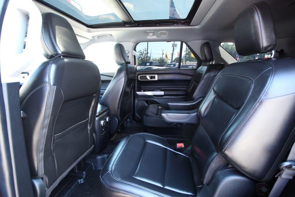 Ford Explorer XLT 2022