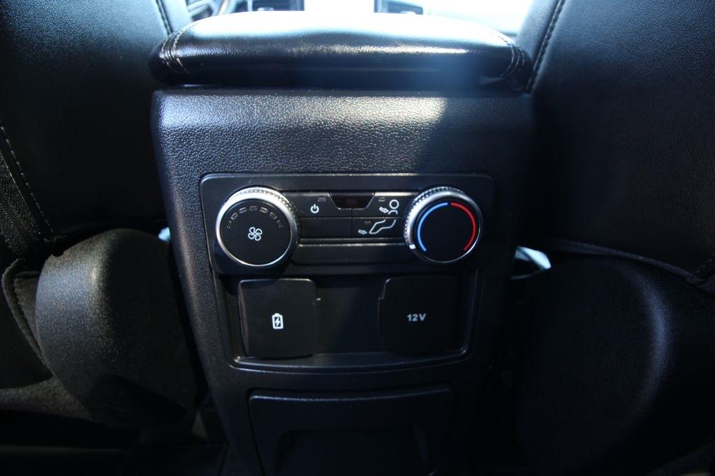 Ford Explorer XLT 2022