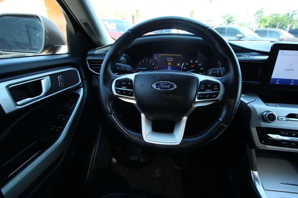 Ford Explorer XLT 2022