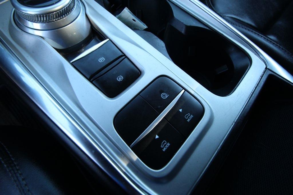 Ford Explorer XLT 2022