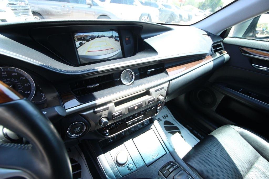 Lexus ES 350 Sedan 2017