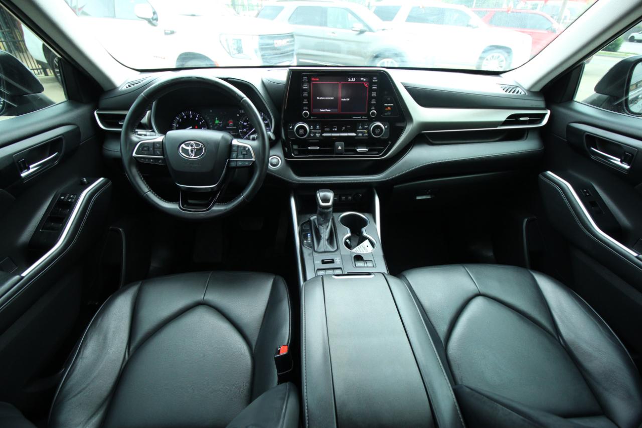 Toyota Highlander XLE AWD V6 2020