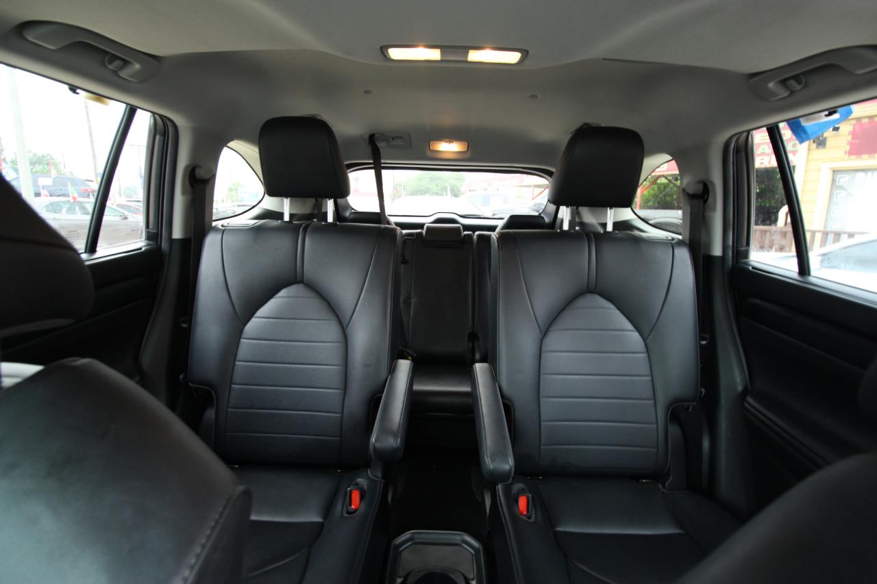 Toyota Highlander XLE AWD V6 2020