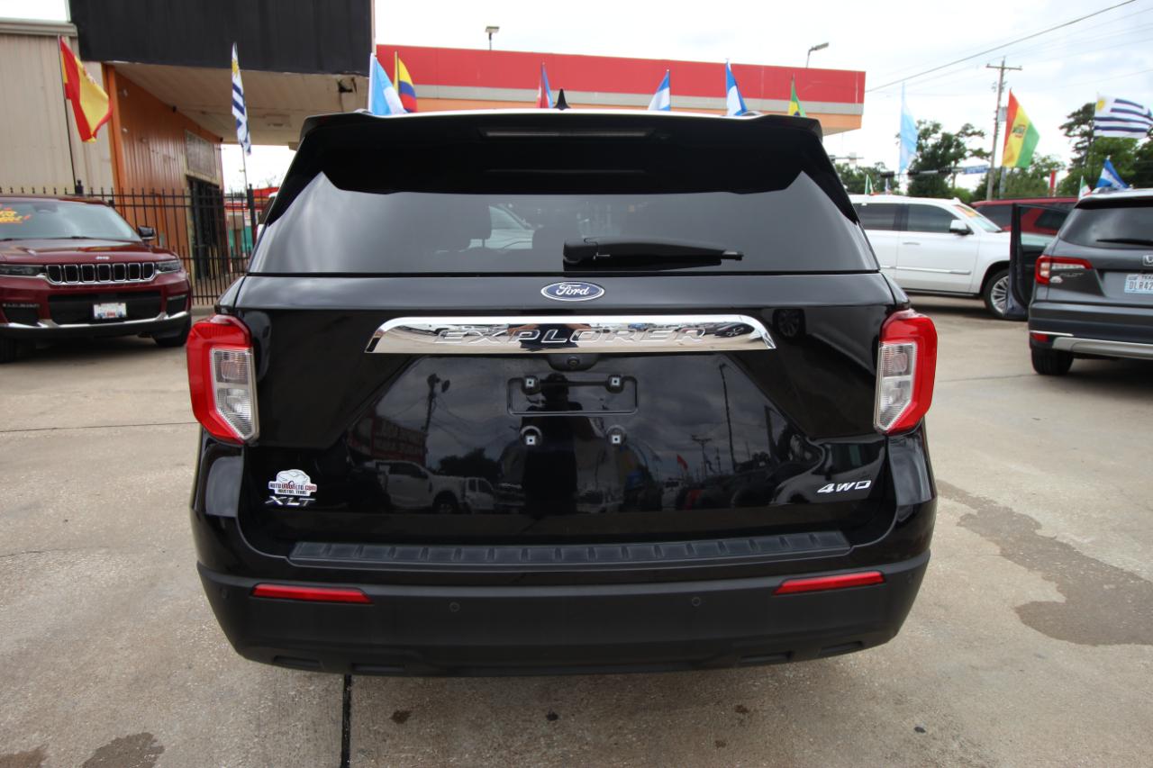 Ford Explorer XLT AWD 2023
