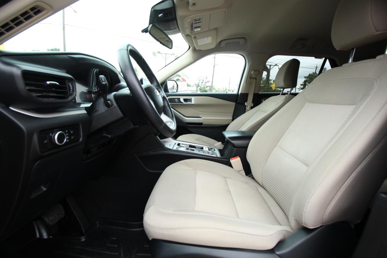 Ford Explorer XLT AWD 2023