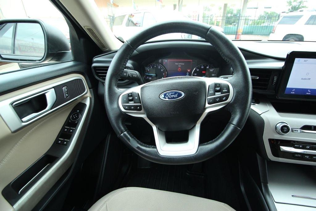 Ford Explorer XLT AWD 2023