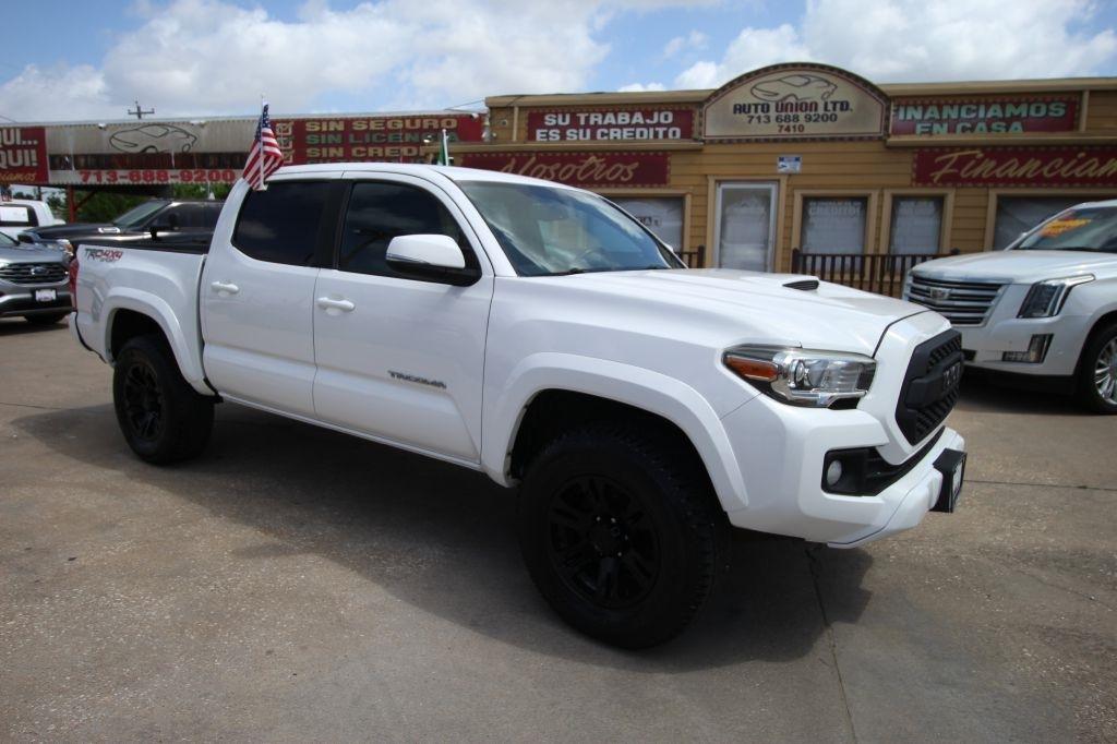 Toyota Tacoma SR5 Double Cab Long Bed V6 6AT 4WD 2017