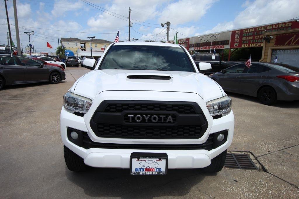 Toyota Tacoma SR5 Double Cab Long Bed V6 6AT 4WD 2017