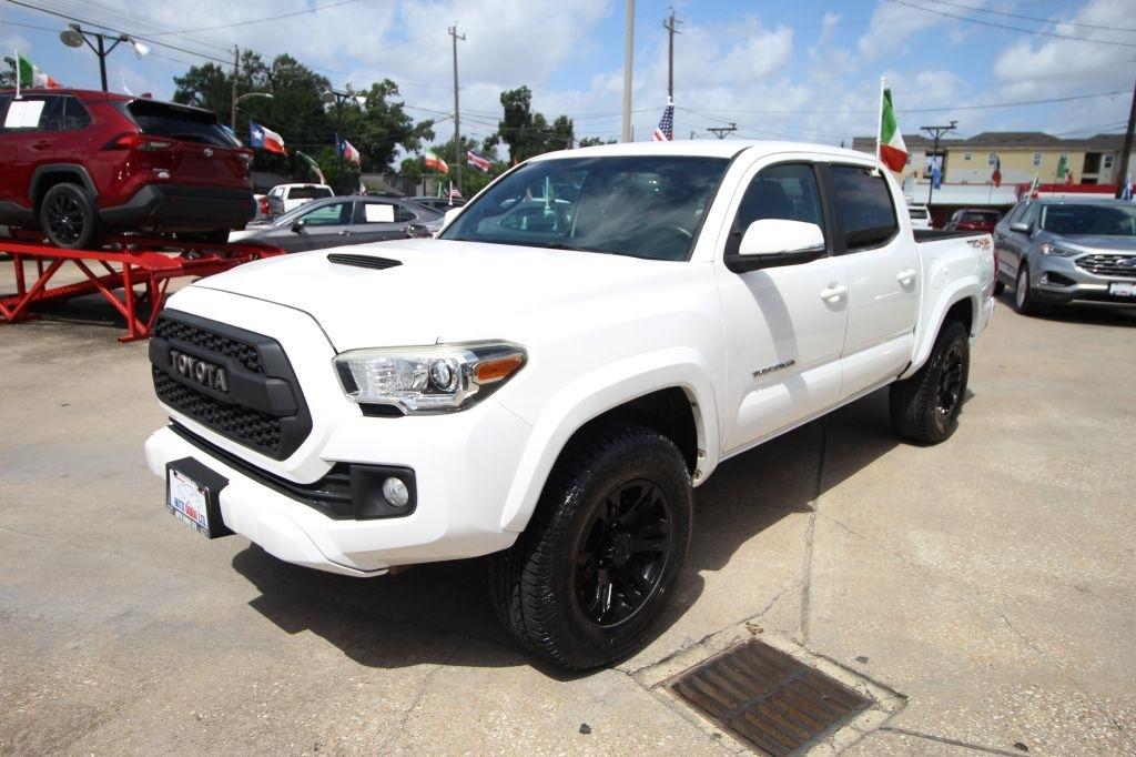 Toyota Tacoma SR5 Double Cab Long Bed V6 6AT 4WD 2017
