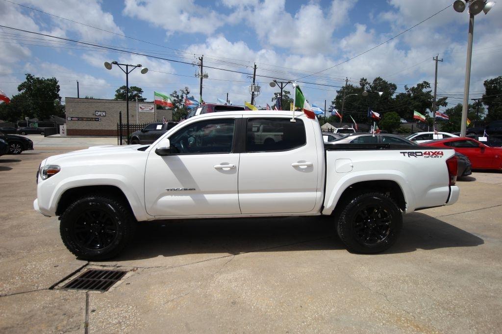 Toyota Tacoma SR5 Double Cab Long Bed V6 6AT 4WD 2017