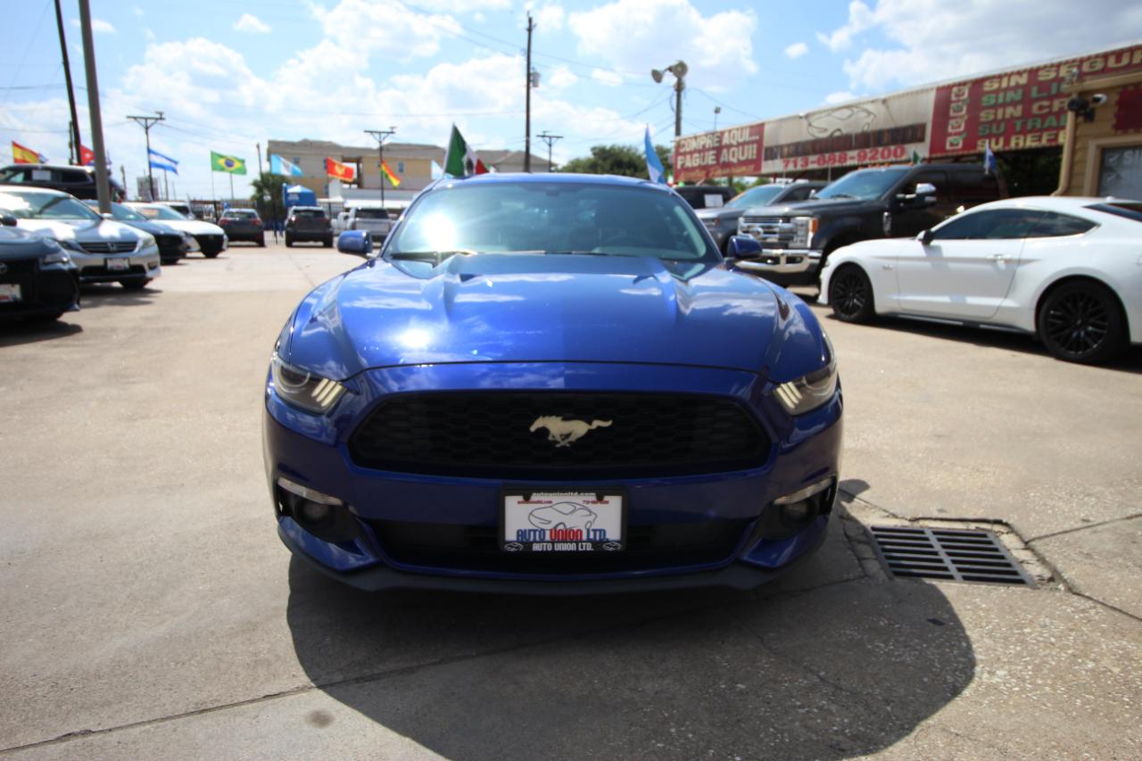Ford Mustang V6 Coupe 2015
