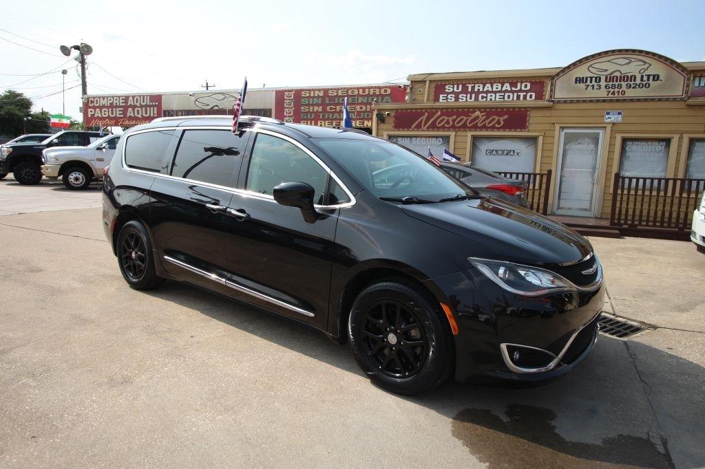 Chrysler Pacifica Touring-L 2020