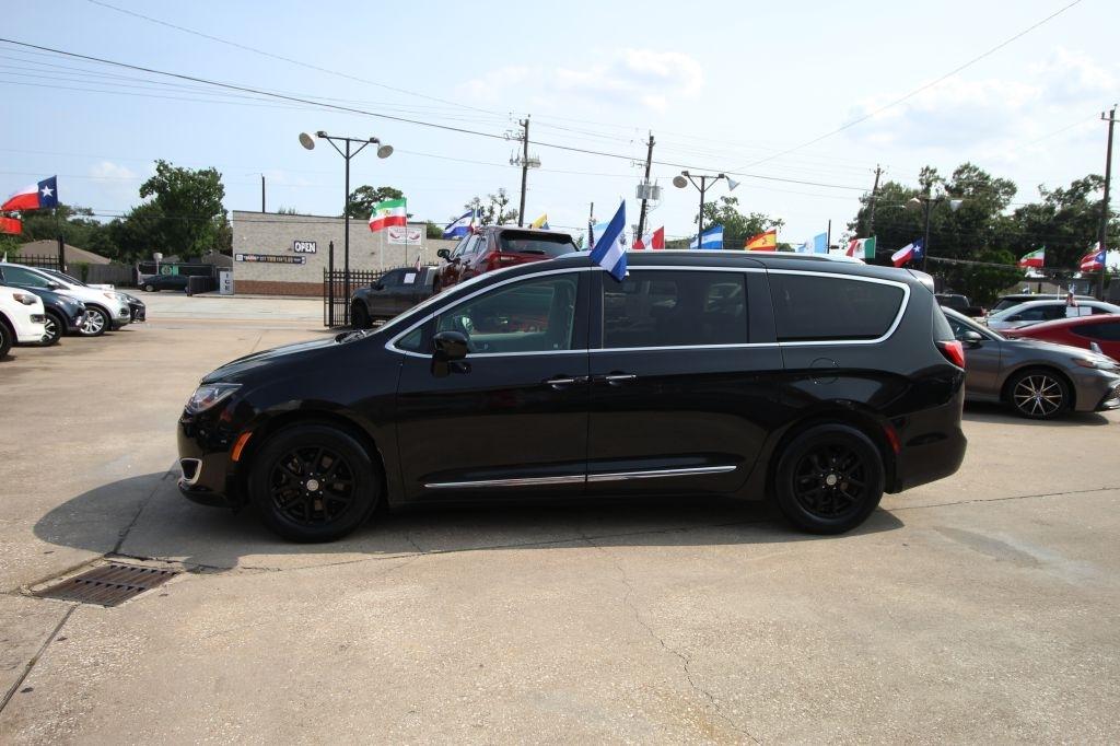 Chrysler Pacifica Touring-L 2020