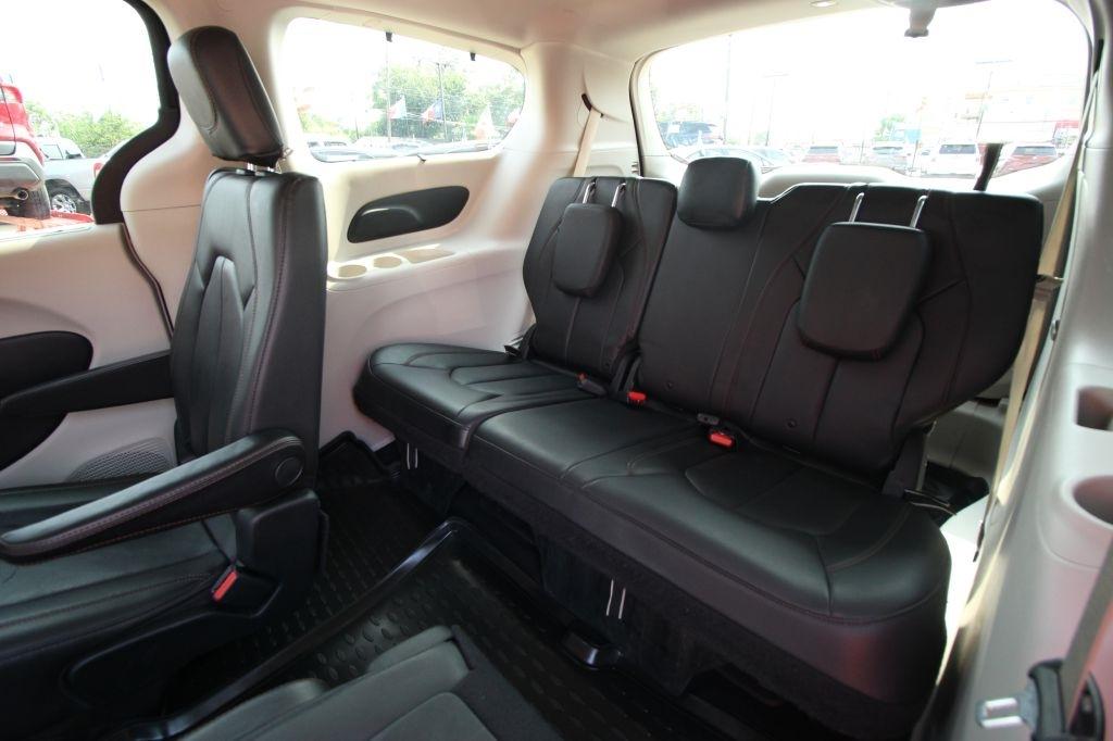Chrysler Pacifica Touring-L 2020