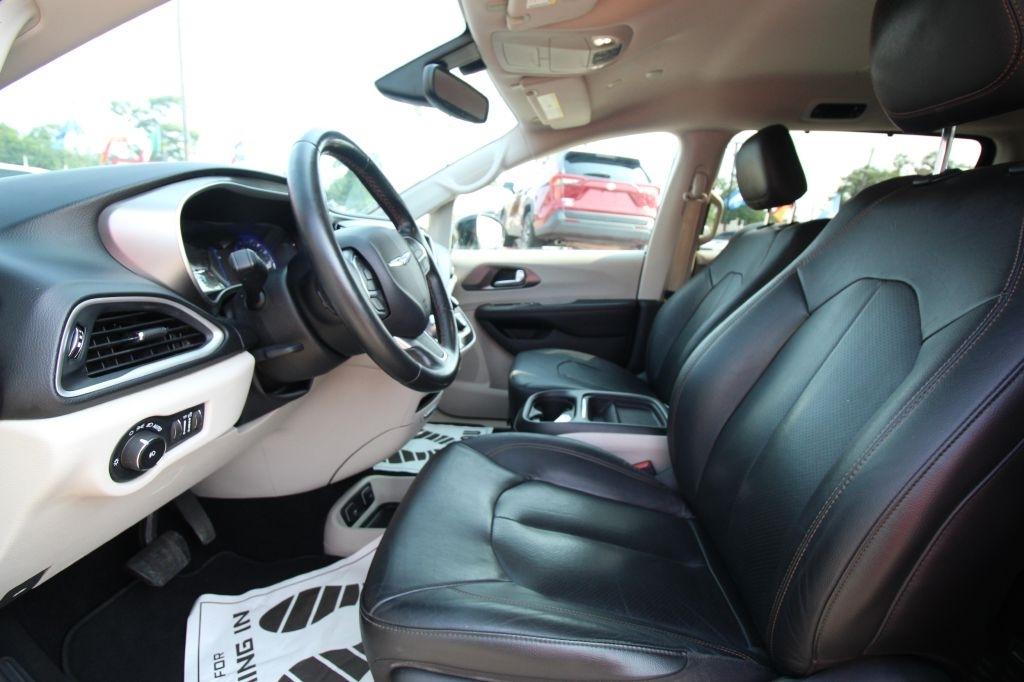 Chrysler Pacifica Touring-L 2020