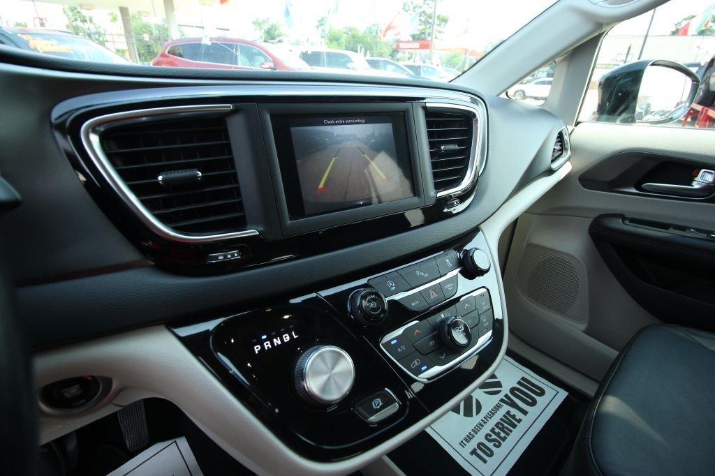 Chrysler Pacifica Touring-L 2020