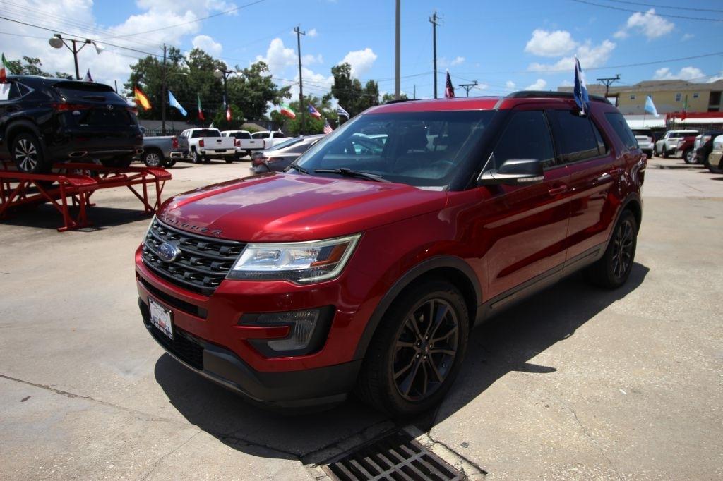 Ford Explorer XLT FWD 2017