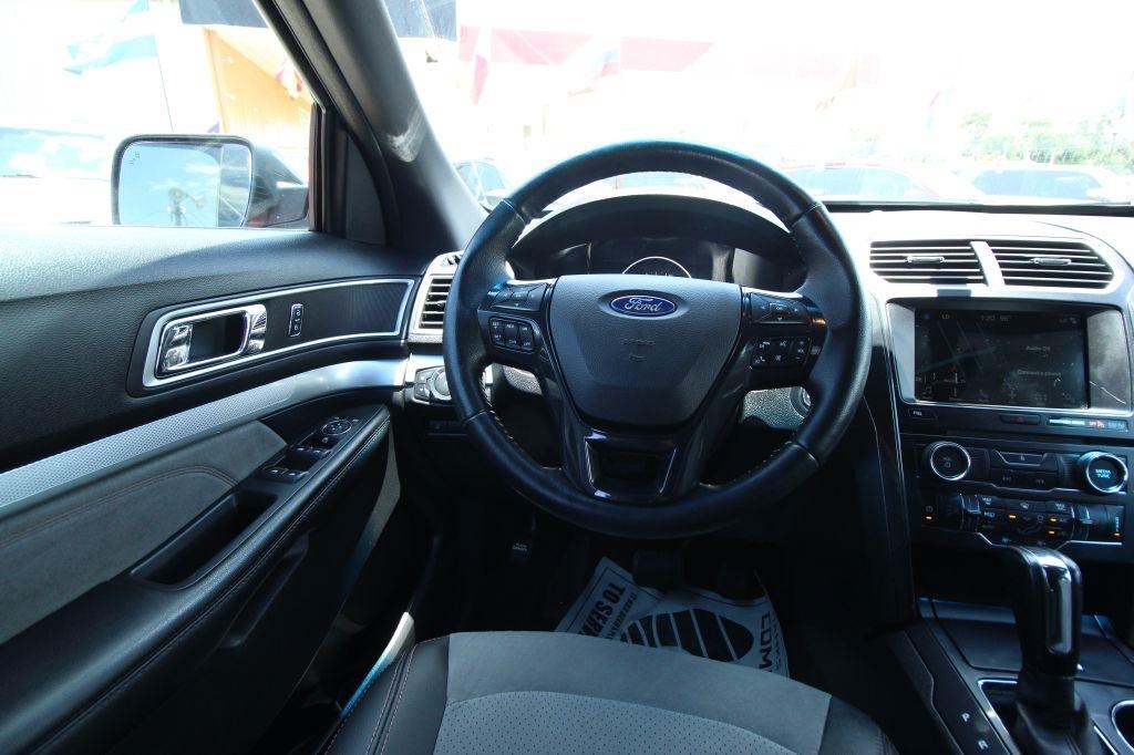 Ford Explorer XLT FWD 2017