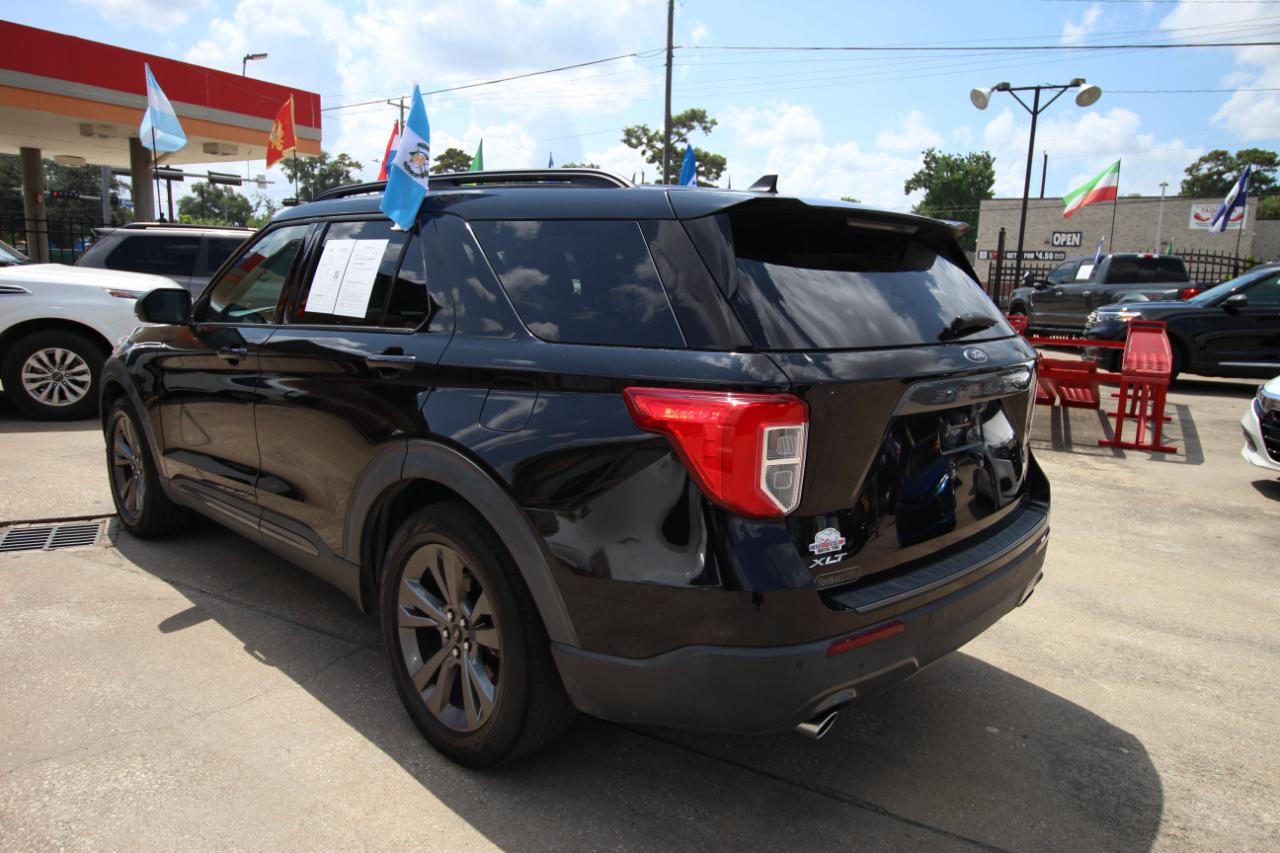 Ford Explorer XLT 2021