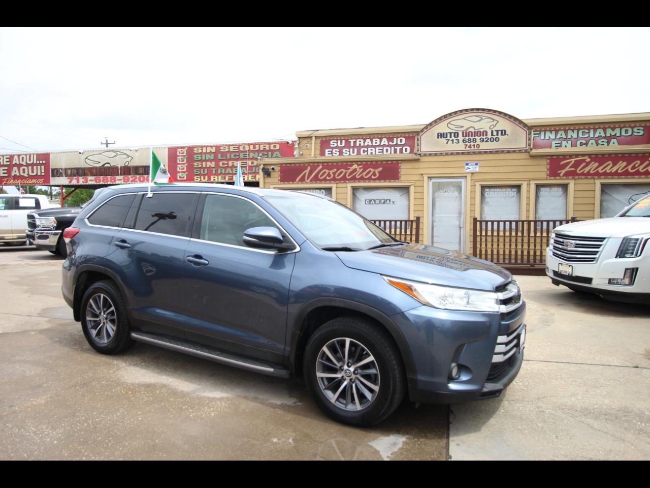 Toyota Highlander SE FWD V6 2019