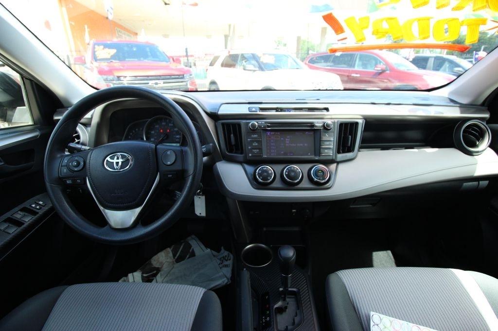 Toyota RAV4 LE FWD 2013